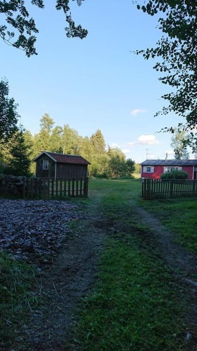Stuga Vad Vatten Åsarp エクステリア 写真